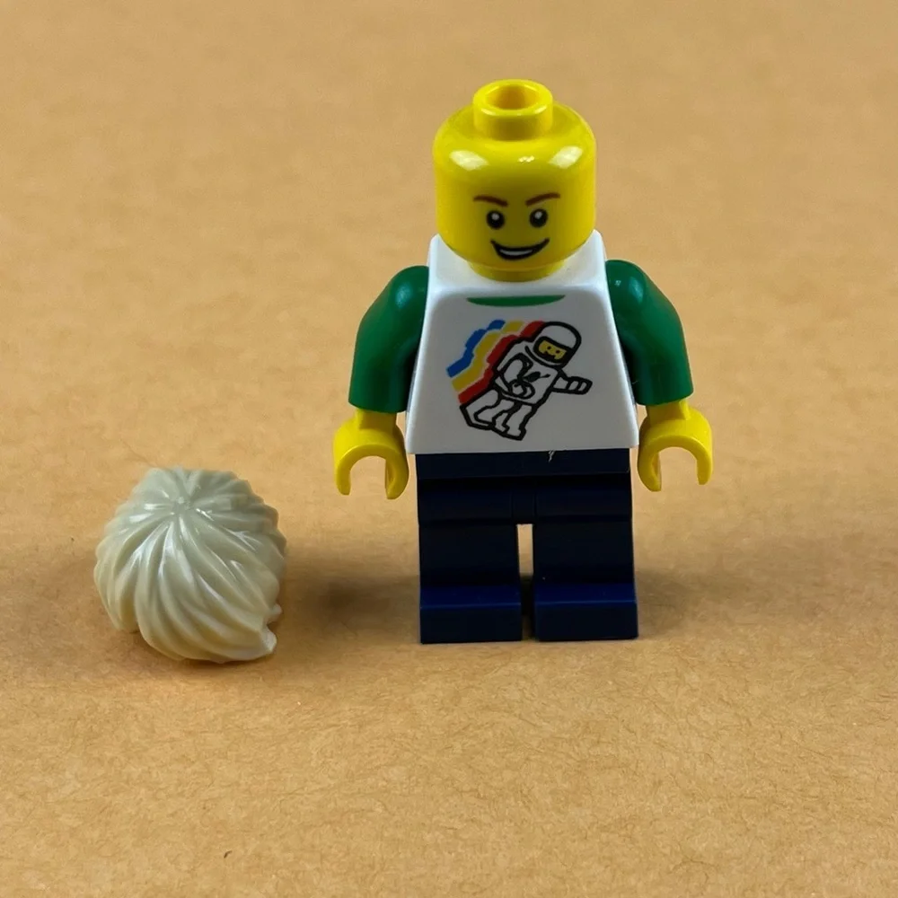 LEGO City Minifigure Skateboarder Boy 31067 no skateboard 2”